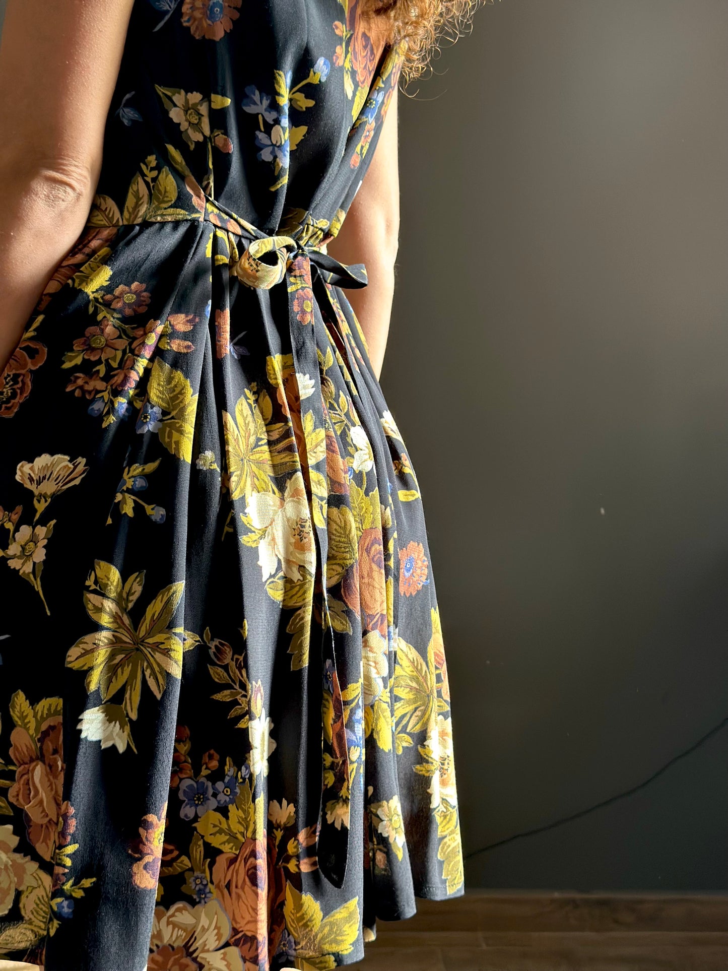 NUVOLA abito NERO FIORI (unico)