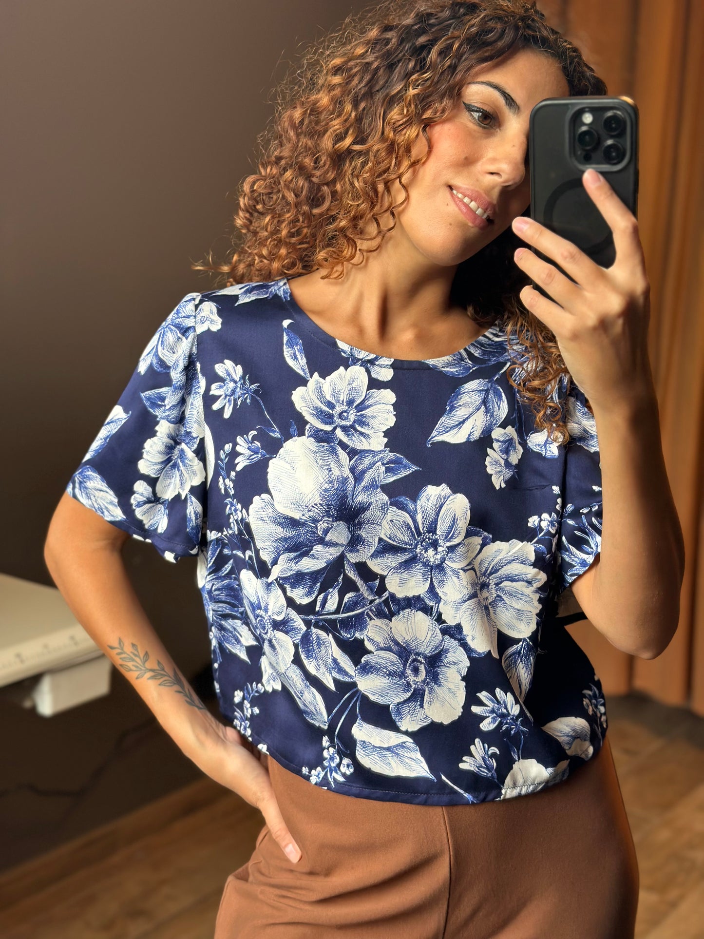 PETALO blu fiori bianchi (unica - pronta consegna)