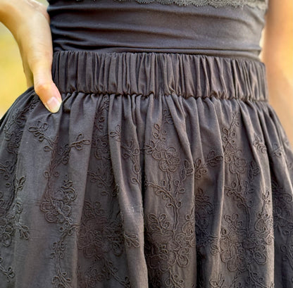 DAHLIA COTONE NERO RICAMATO