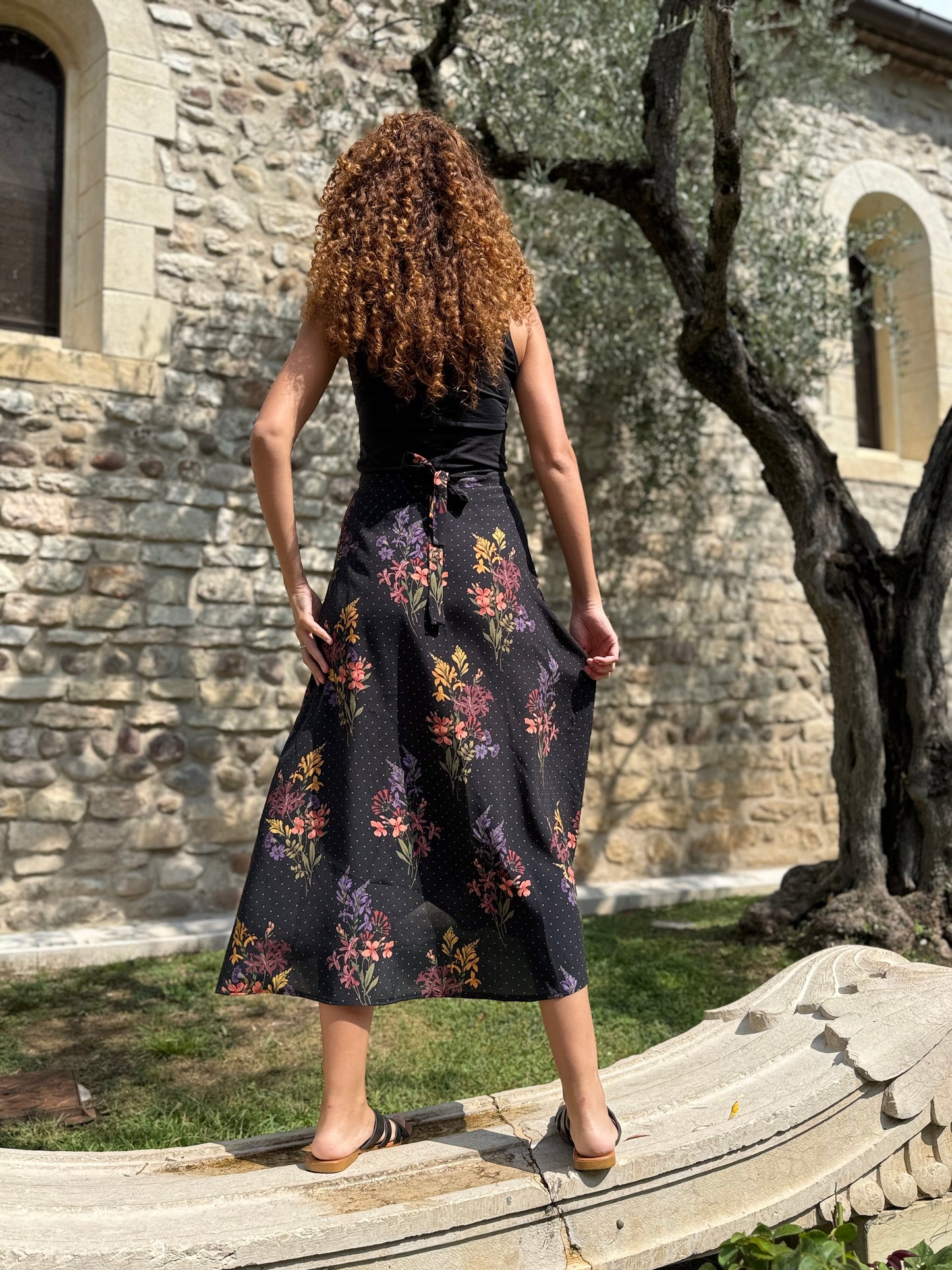 TULIPANO NERA POIS FIORI