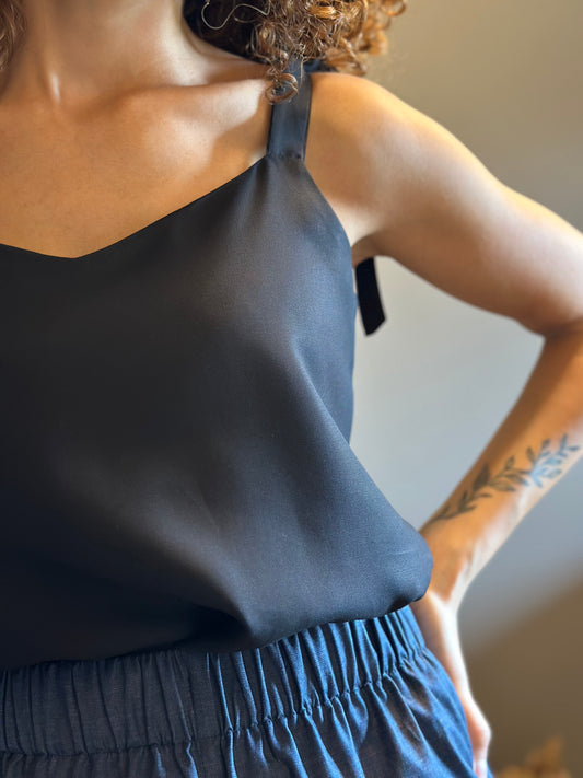 NUVOLA TOP TENCEL NERO