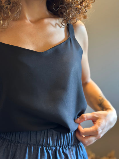 NUVOLA TOP TENCEL NERO