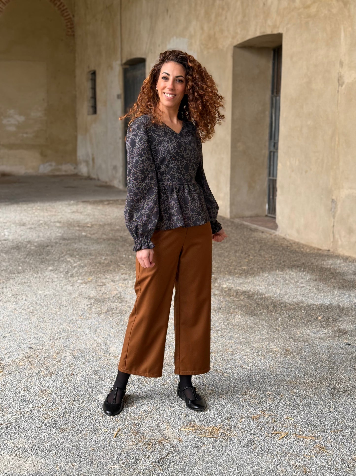 NUVOLA BLUSA LANA NERA FANTASIA