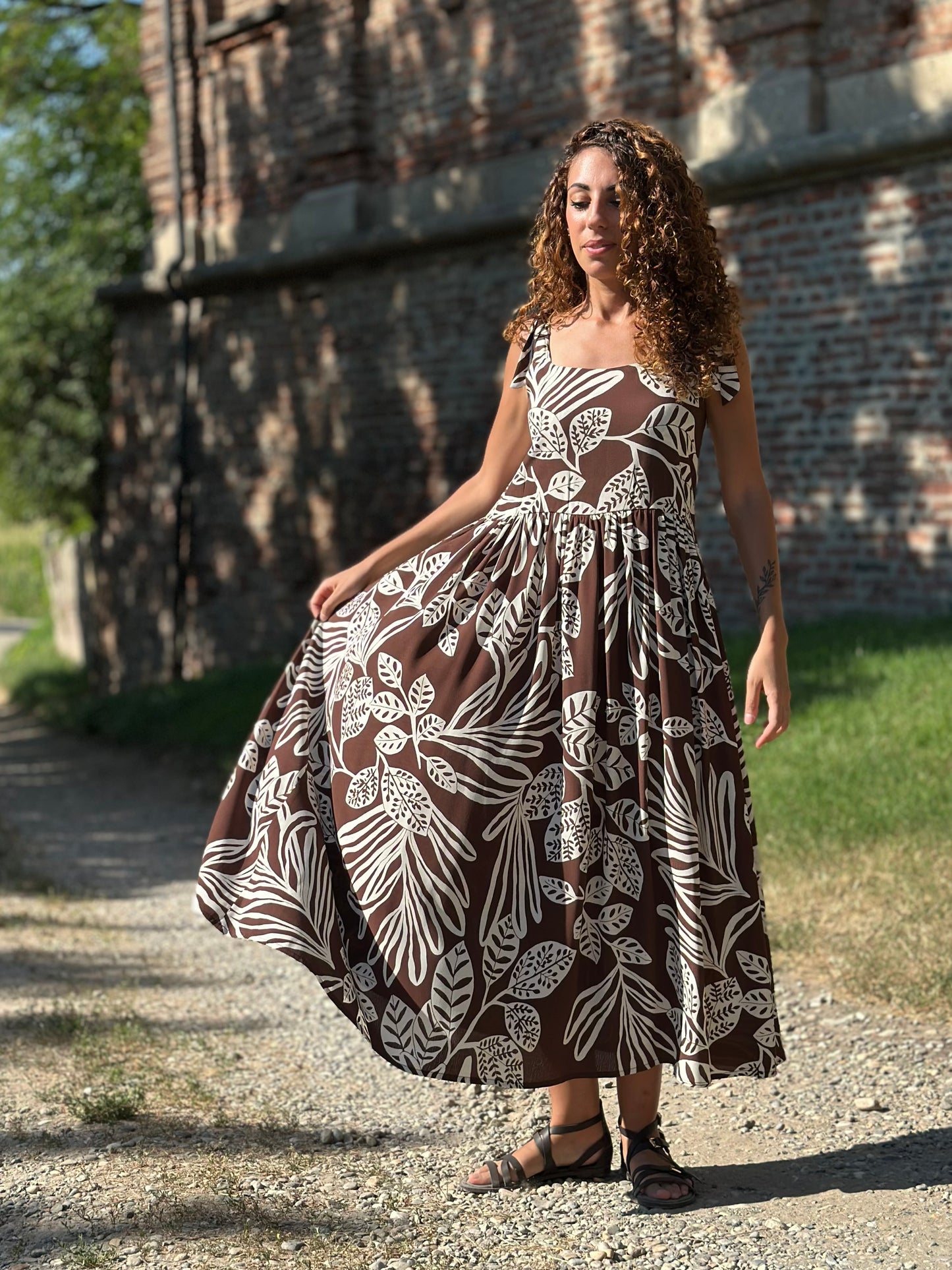 SUNSET marrone fiori bianchi