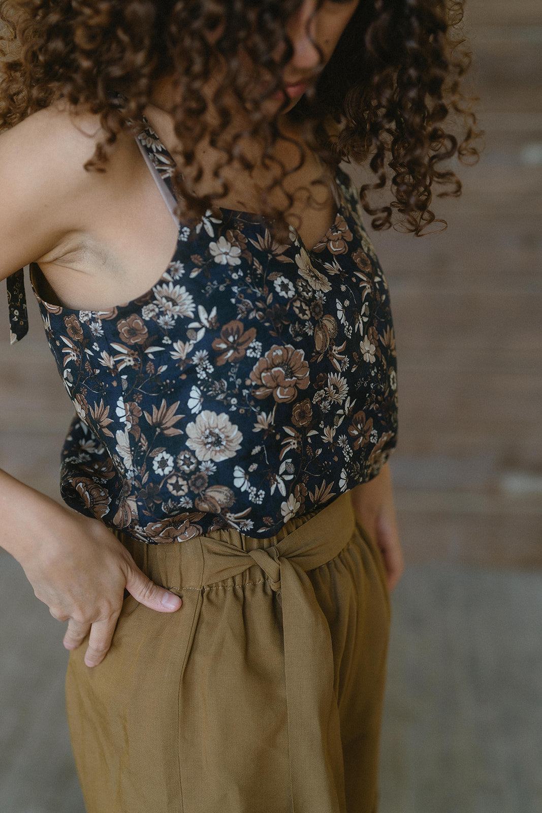 NUVOLA TOP LINO BLU FIORI