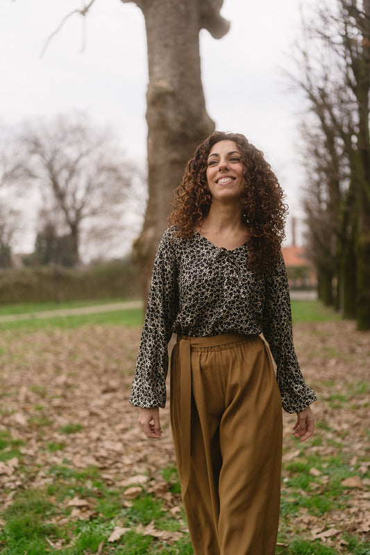 HIBISCO BIANCO FIORELLINI NERI